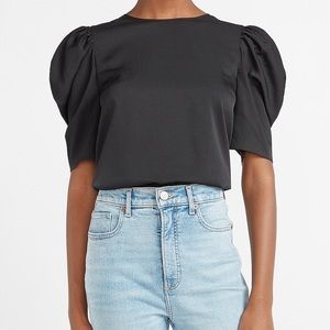🖤 Express Black Puff Sleeve Crew Neck Top